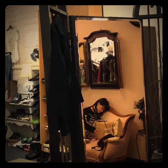 Antique mirr - Picture 1 of 1